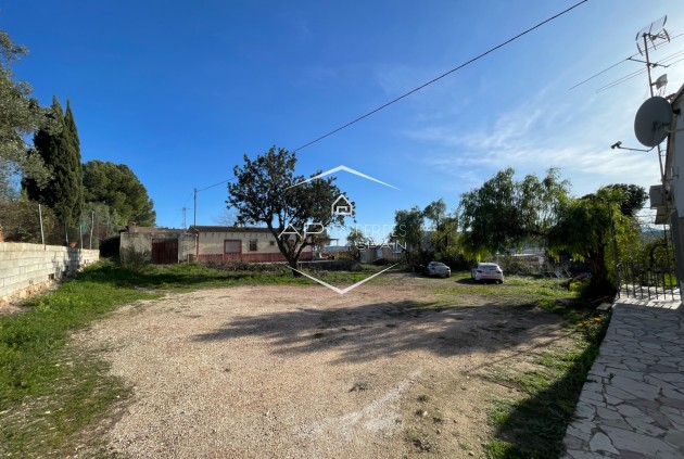 Odsprzedaż - Finca -
Aspe