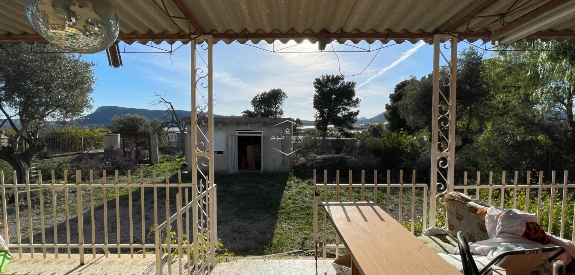 Odsprzedaż - Finca -
Aspe