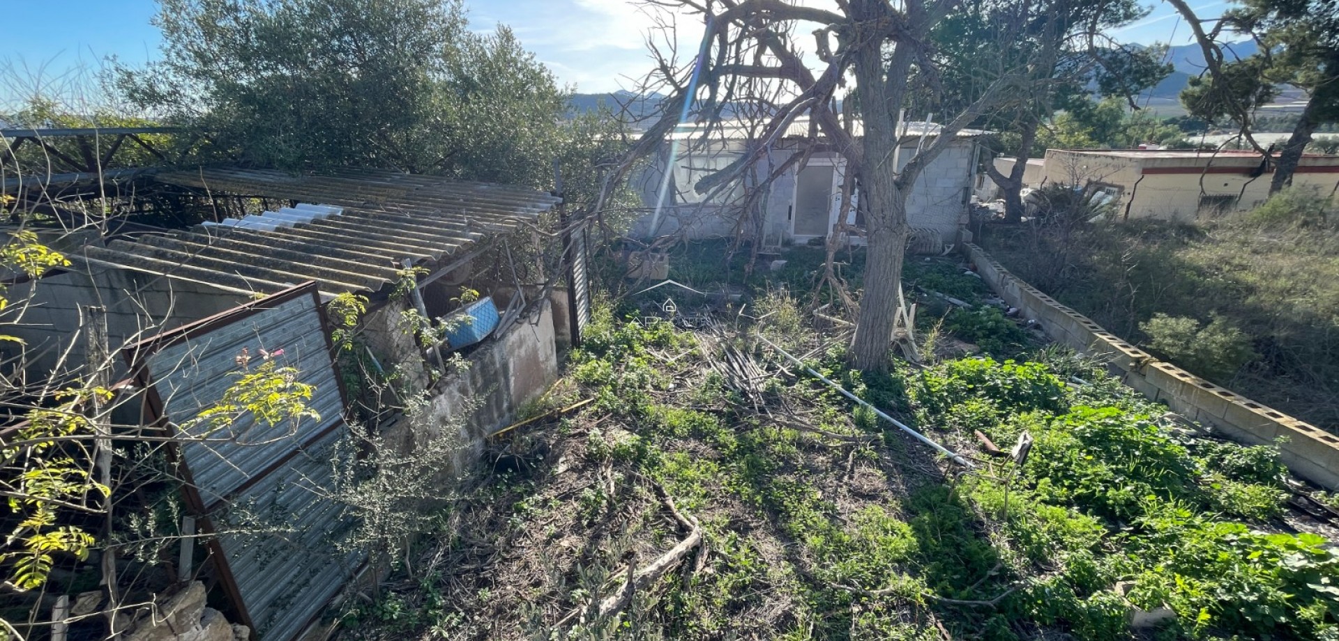 Odsprzedaż - Finca -
Aspe
