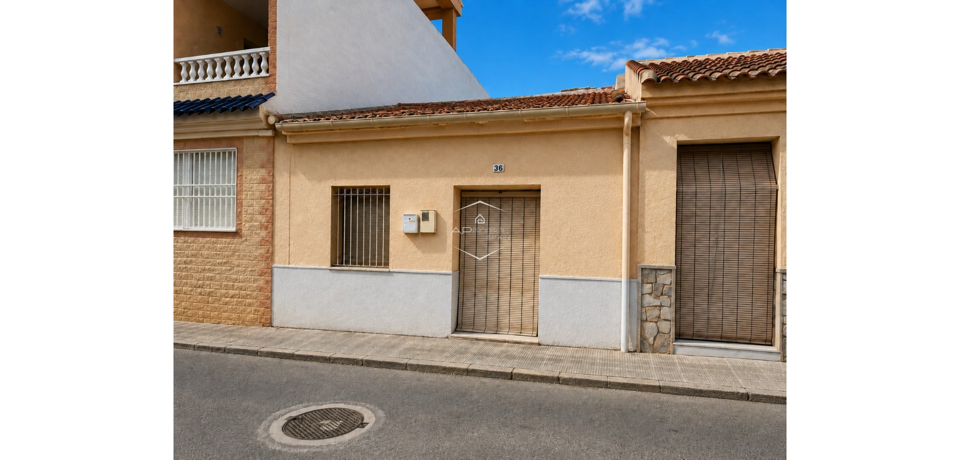 Revente - Villa - Indépendante -
Benijofar