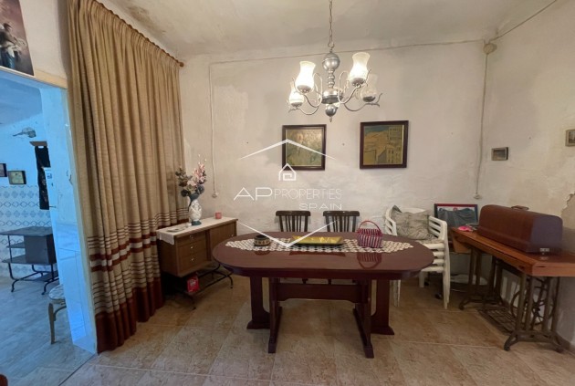 Revente - Villa - Indépendante -
Benijofar