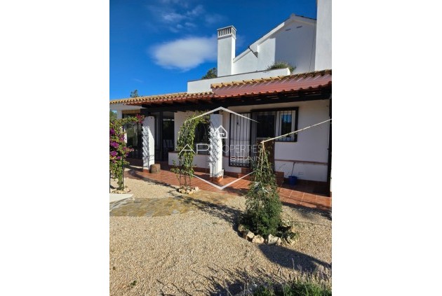 Reventa - Villa - Independiente -
Fuente Alamo - Las Palas