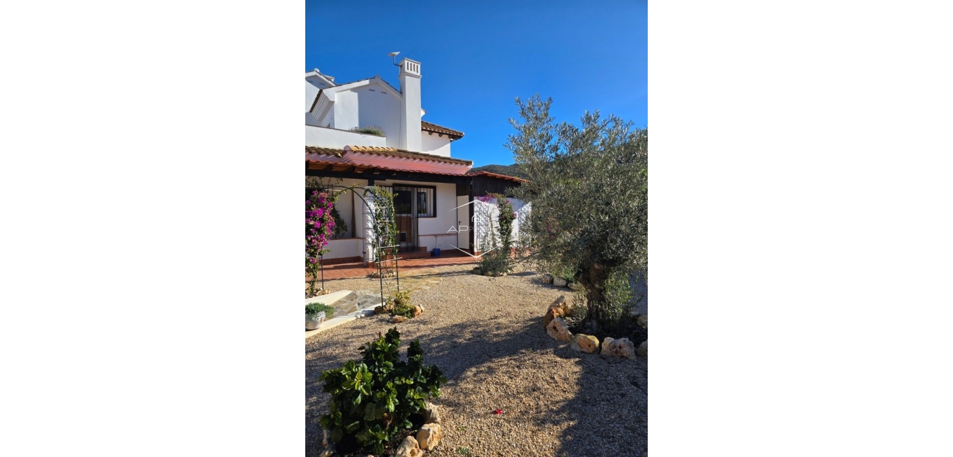 Reventa - Villa - Independiente -
Fuente Alamo - Las Palas