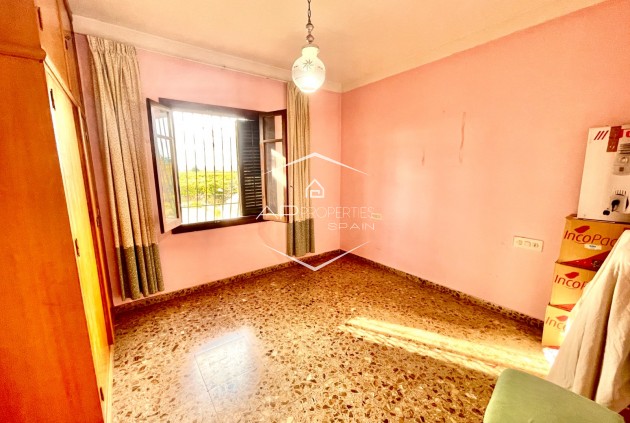 Resale - Villa - Detached -
Benejuzar - Comunidad Valenciana