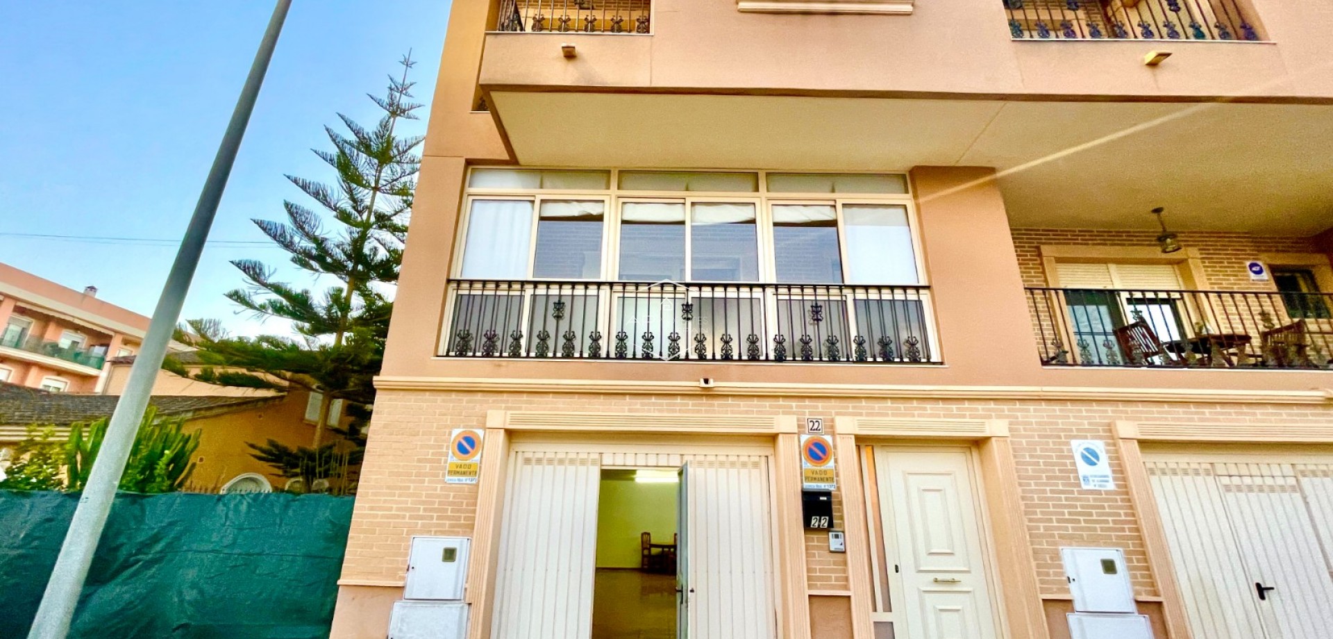 Herverkoop - Villa - Vrijstaand -
Almoradí - Almoradi