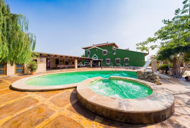 Reventa - Finca / Propiedad rural -
Almoradí - Almoradi