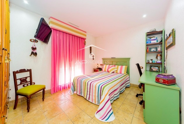 Reventa - Finca / Propiedad rural -
Almoradí - Almoradi