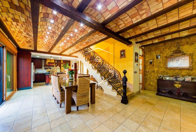 Reventa - Finca / Propiedad rural -
Almoradí - Almoradi