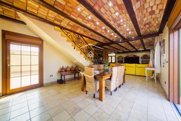 Reventa - Finca / Propiedad rural -
Almoradí - Almoradi