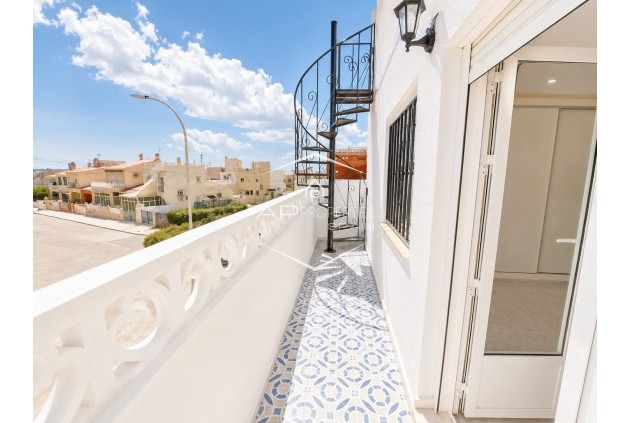 Resale - Adosado -
San Fulgencio - La Marina