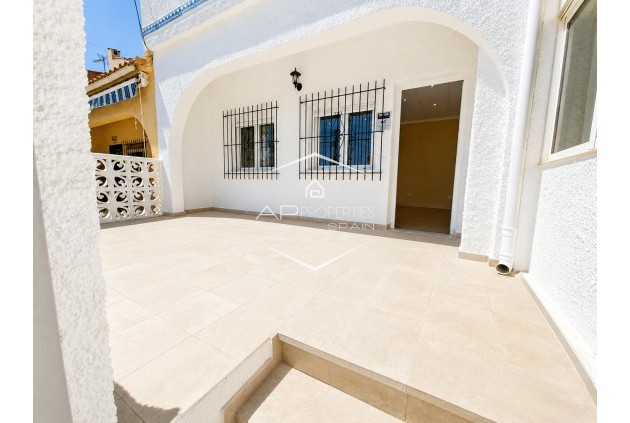 Resale - Adosado -
San Fulgencio - La Marina