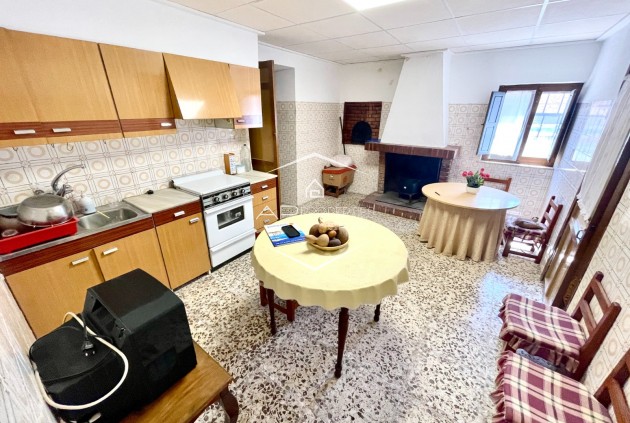 Resale - Villa - Detached -
La Romana - Villas de la Romana