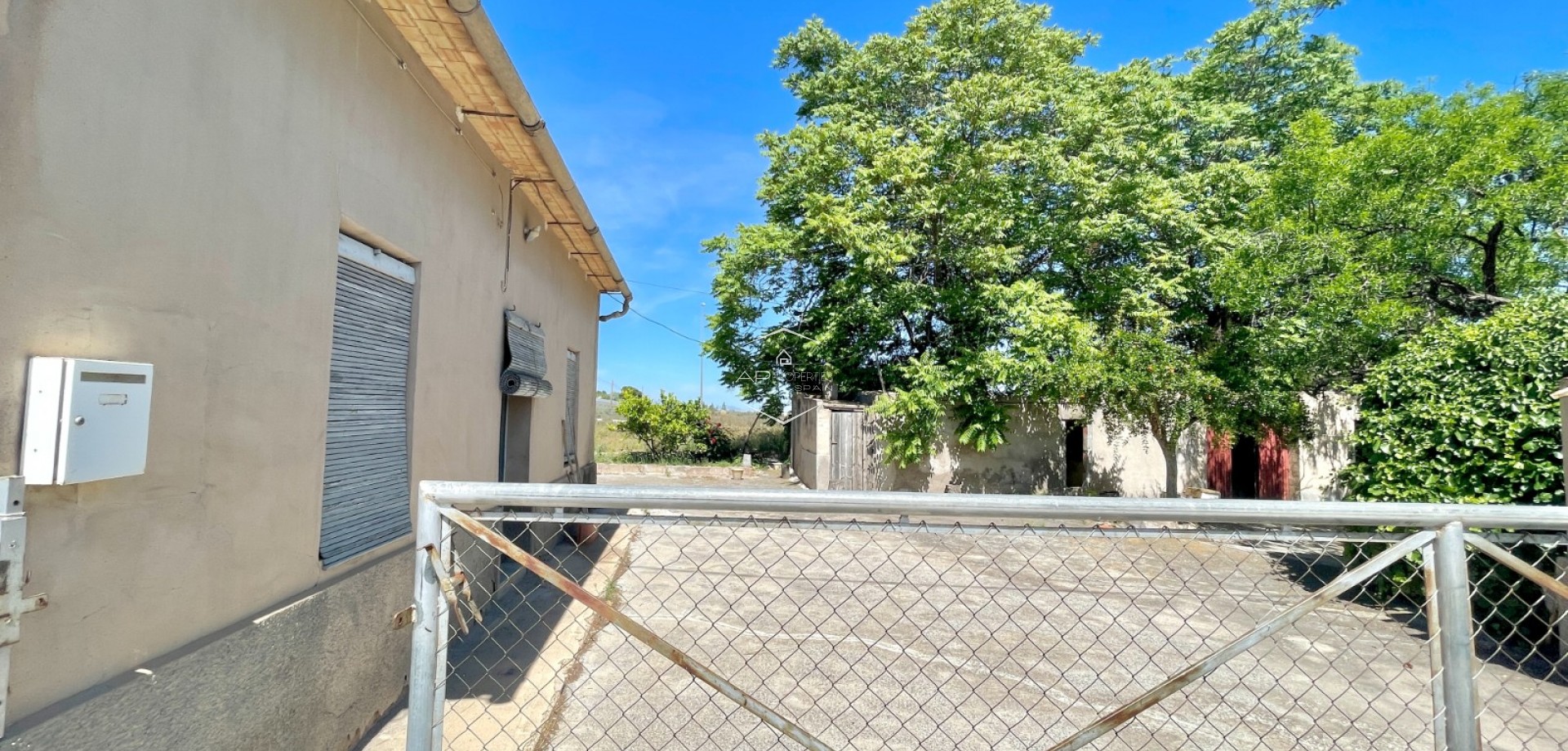 Resale - Villa - Detached -
La Romana - Villas de la Romana