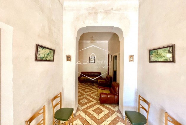 Resale - Villa - Detached -
La Romana - Villas de la Romana