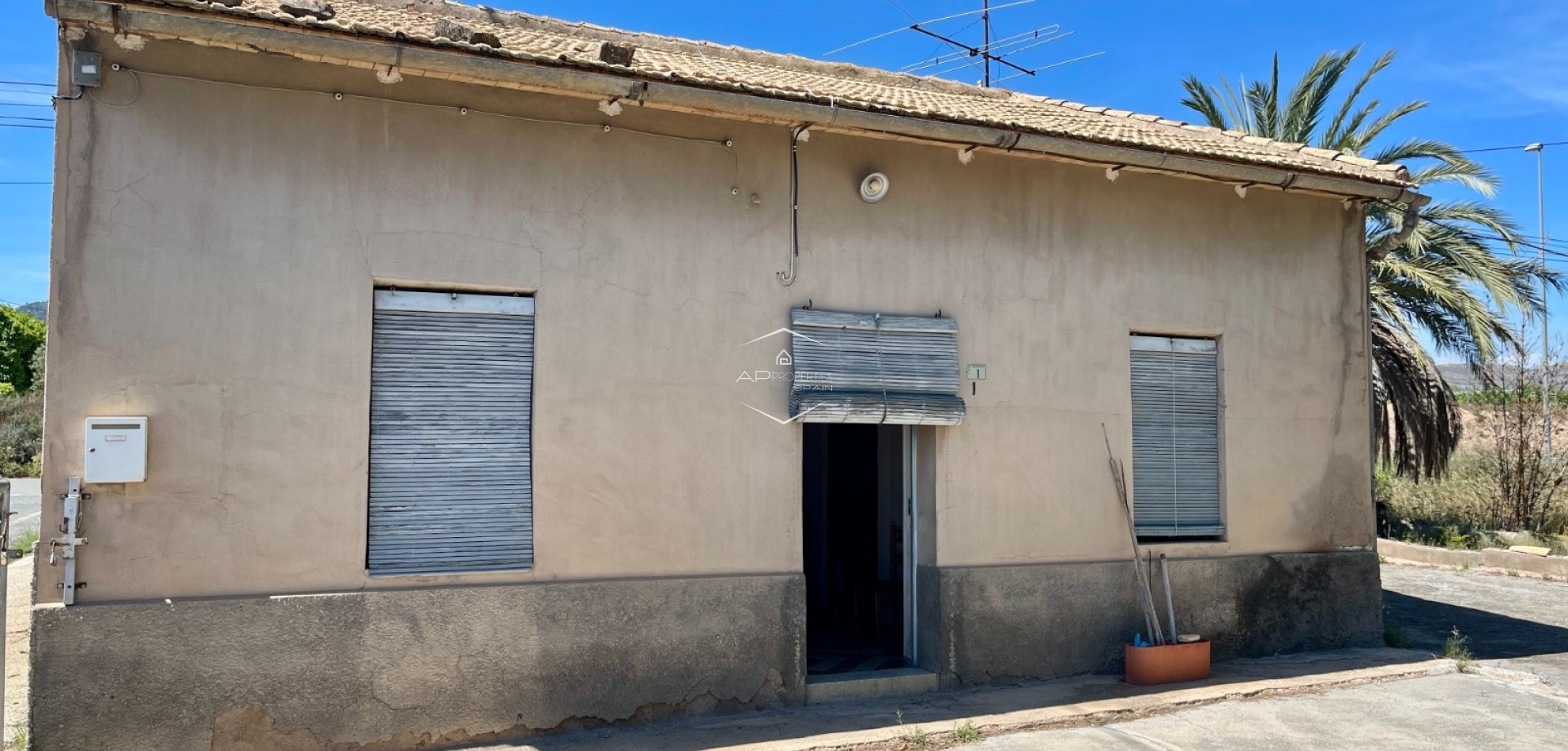 Resale - Villa - Detached -
La Romana - Villas de la Romana