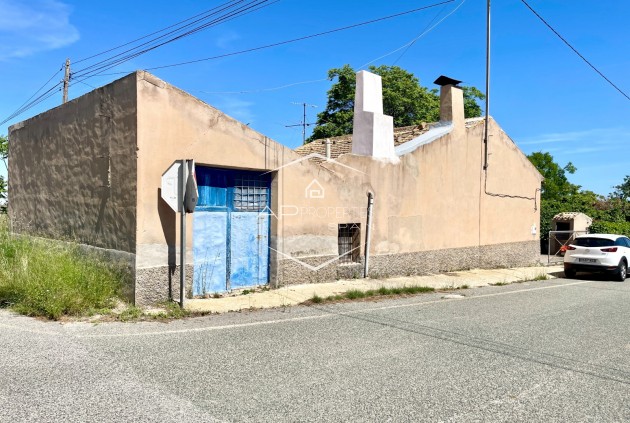 Resale - Villa - Detached -
La Romana - Villas de la Romana