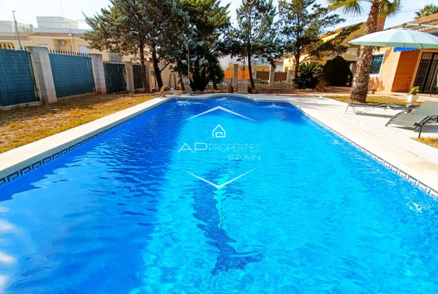 Resale - Villa / Detached -
Hondón de los Fráiles