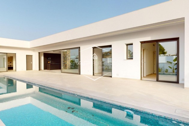 Nouvelle construction - Villa - Indépendante -
Los Alcázares - Serena Golf