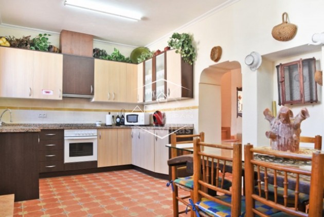 Resale - Villa - Detached -
La Alberquilla