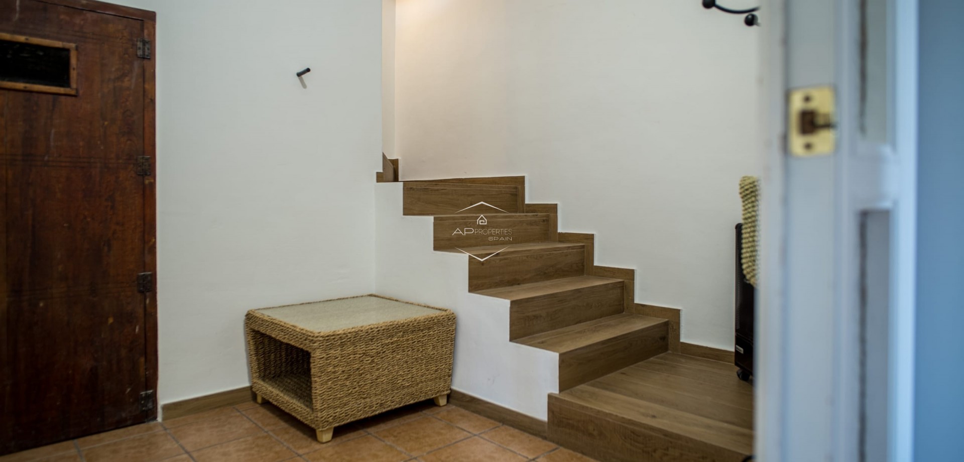 Herverkoop - Geschakelde woning -
Pinoso - El Paredon