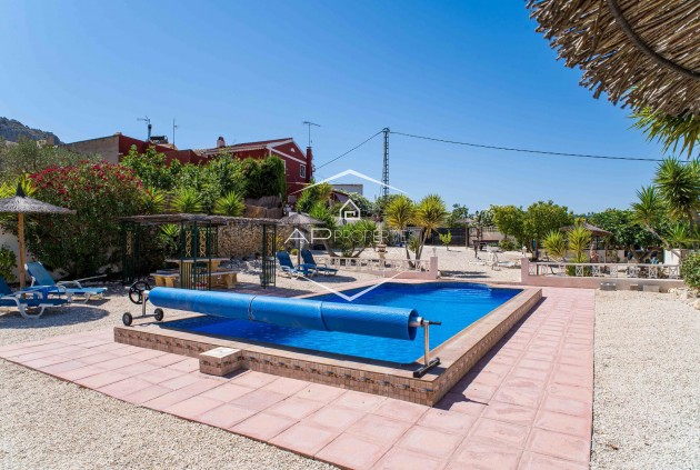 Revente - Villa - Indépendante -
El Manyar - Partida Collao Safra 2R
