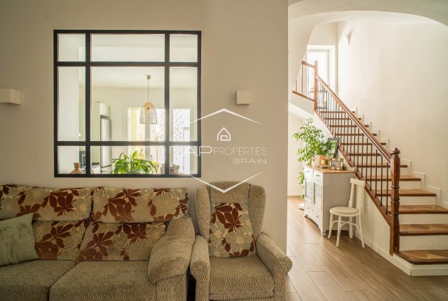 Reventa - Adosado -
Pinoso - Avenida Maisonnave 30