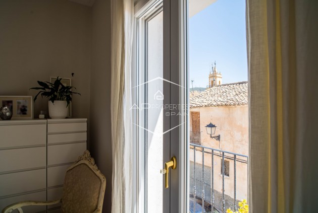 Reventa - Adosado -
Pinoso - Avenida Maisonnave 30