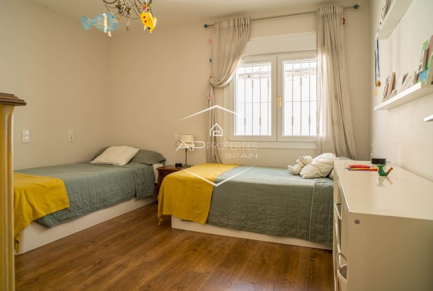 Reventa - Adosado -
Pinoso - Avenida Maisonnave 30