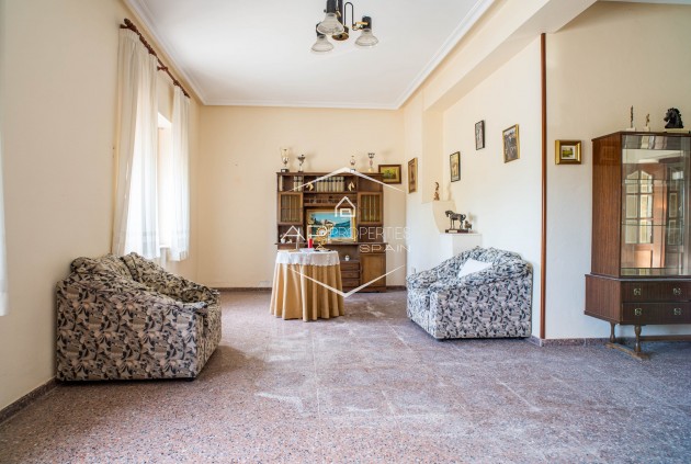 Herverkoop - Villa - Vrijstaand -
Monòver - Camí de Beties 5 be