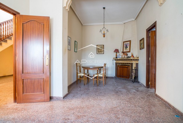 Herverkoop - Villa - Vrijstaand -
Monòver - Camí de Beties 5 be