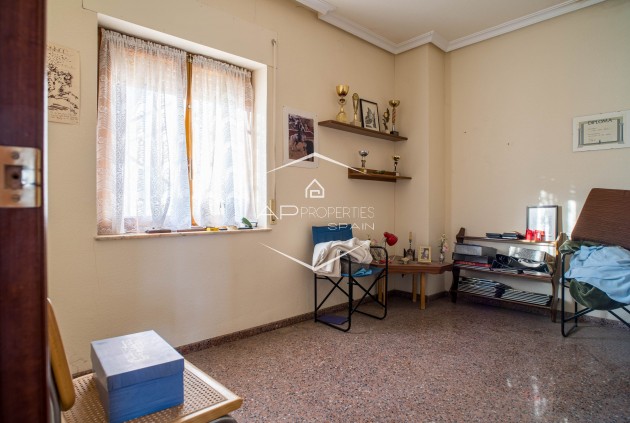 Herverkoop - Villa - Vrijstaand -
Monòver - Camí de Beties 5 be