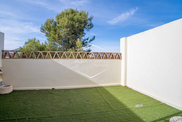 Reventa - Adosado -
Casas Pastor