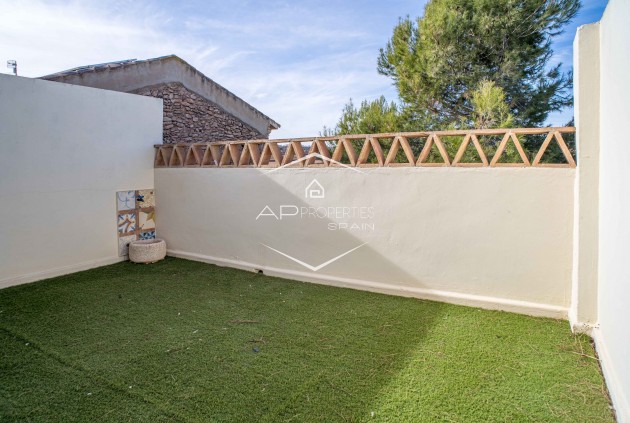 Reventa - Adosado -
Casas Pastor
