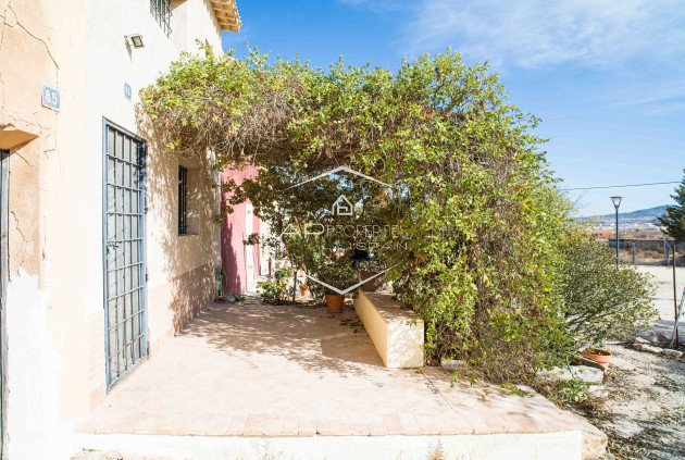 Reventa - Adosado -
Casas Pastor