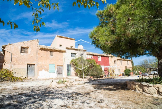 Reventa - Adosado -
Casas Pastor