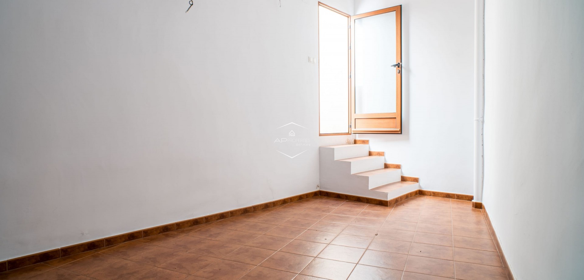 Odsprzedaż - Szeregowiec -
Pinoso - Calle Dalias 1