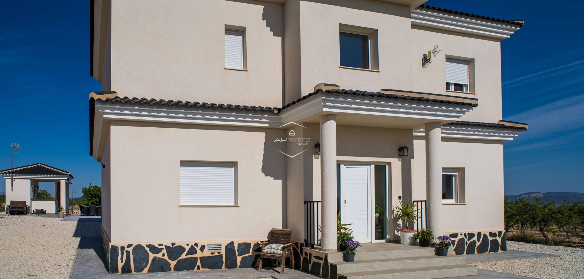 Resale - Villa - Detached -
Lel