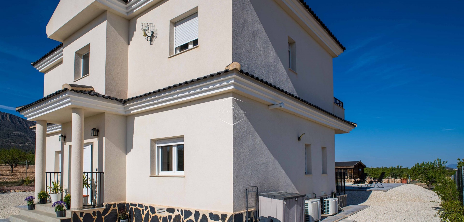 Resale - Villa - Detached -
Lel