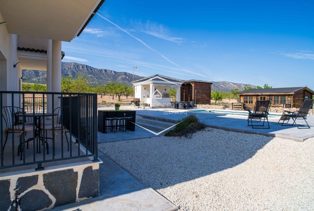 Resale - Villa - Detached -
Lel
