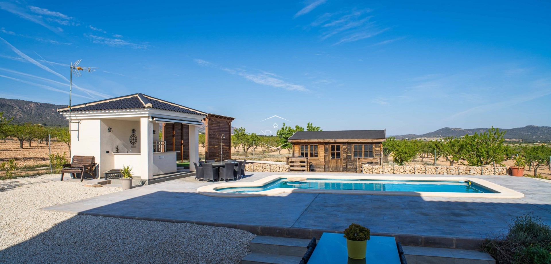 Resale - Villa - Detached -
Lel