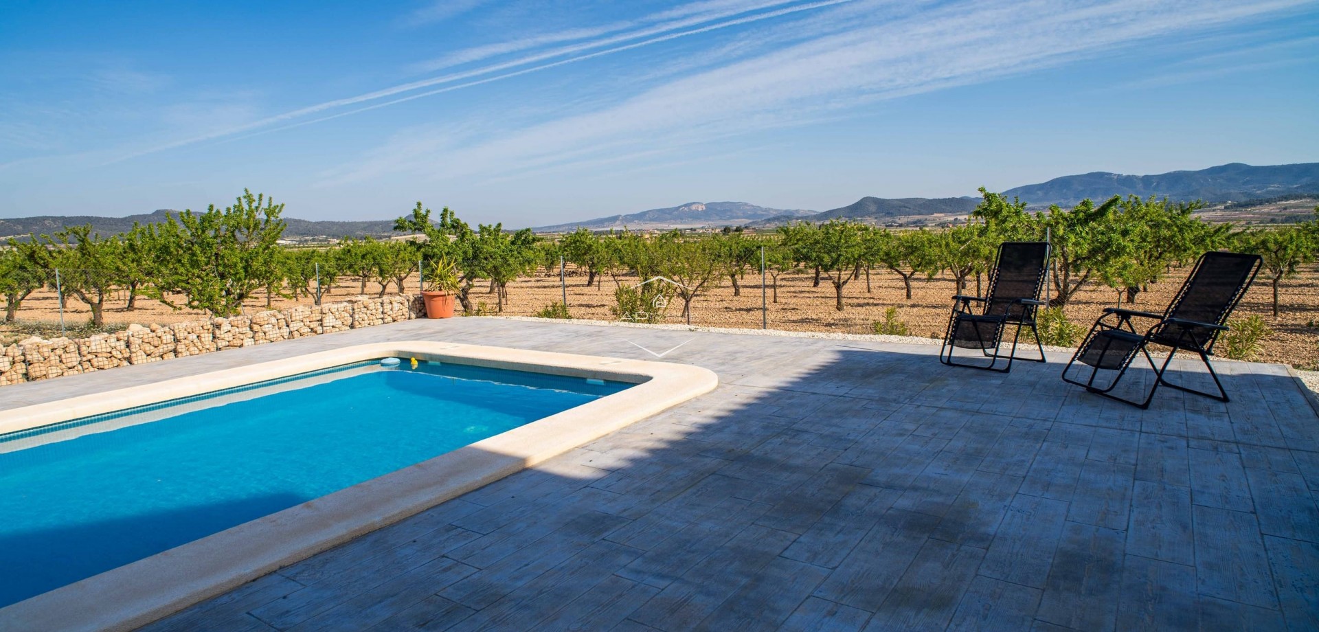 Resale - Villa - Detached -
Lel