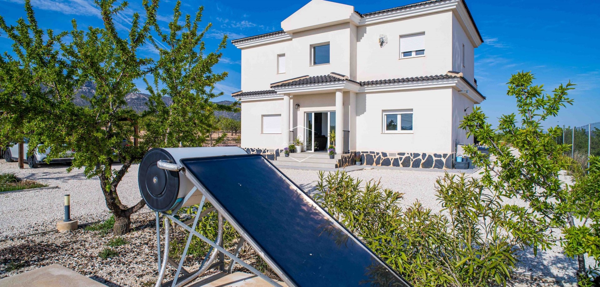 Resale - Villa - Detached -
Lel