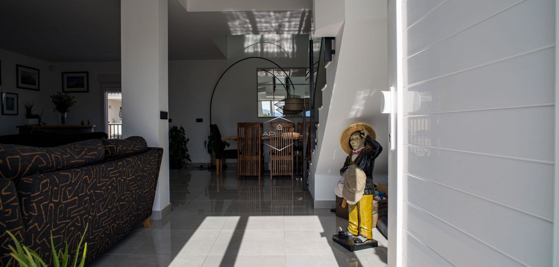 Resale - Villa - Detached -
Lel