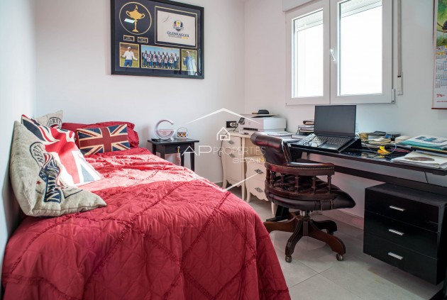 Resale - Villa - Detached -
Lel