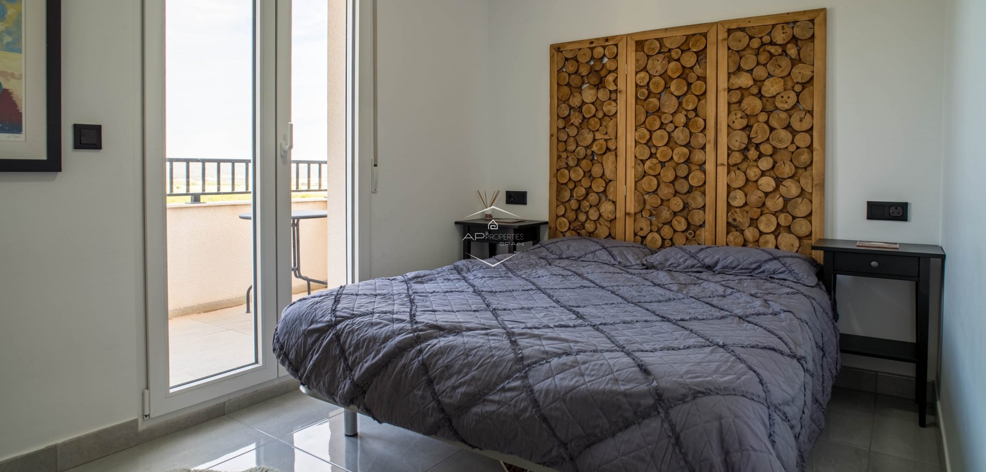 Resale - Villa - Detached -
Lel