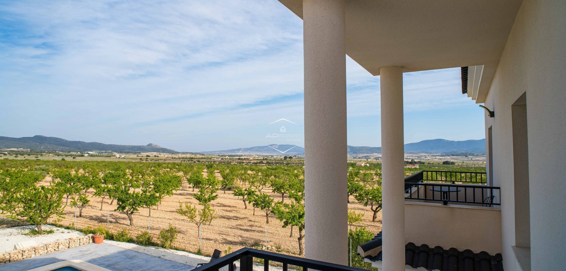 Resale - Villa - Detached -
Lel
