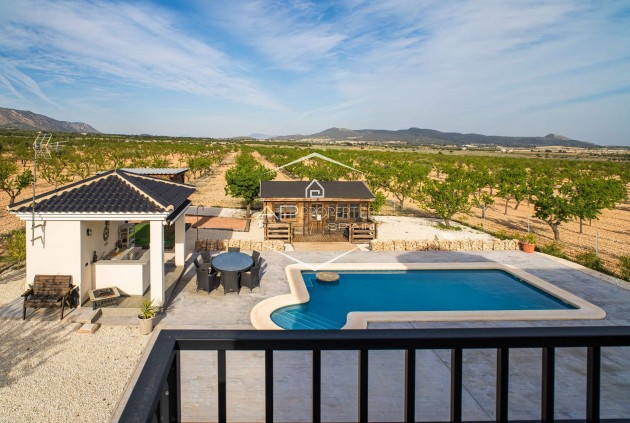 Resale - Villa - Detached -
Lel
