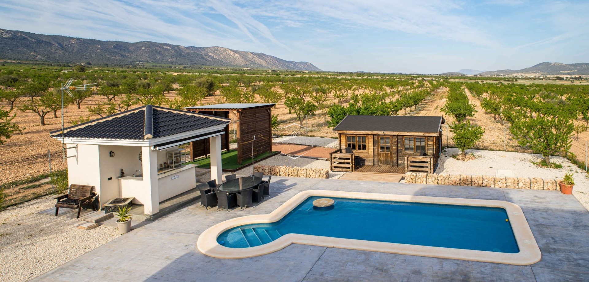 Resale - Villa - Detached -
Lel