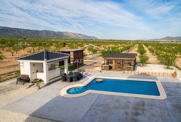 Resale - Villa - Detached -
Lel