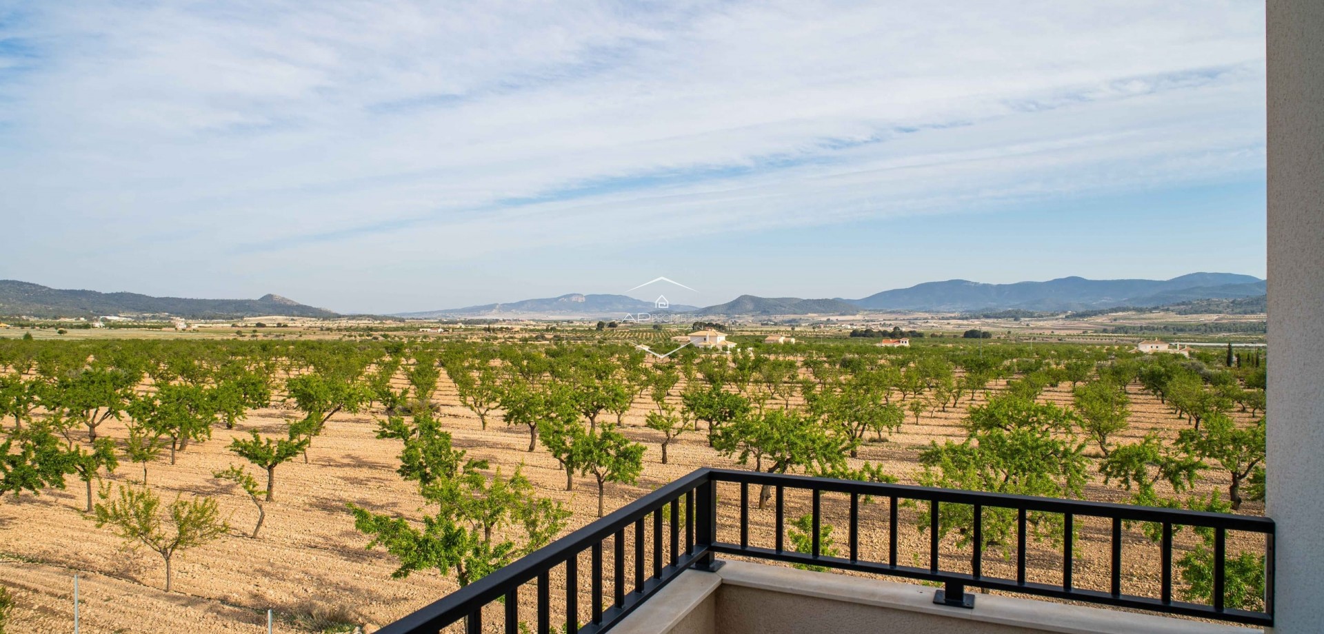 Resale - Villa - Detached -
Lel